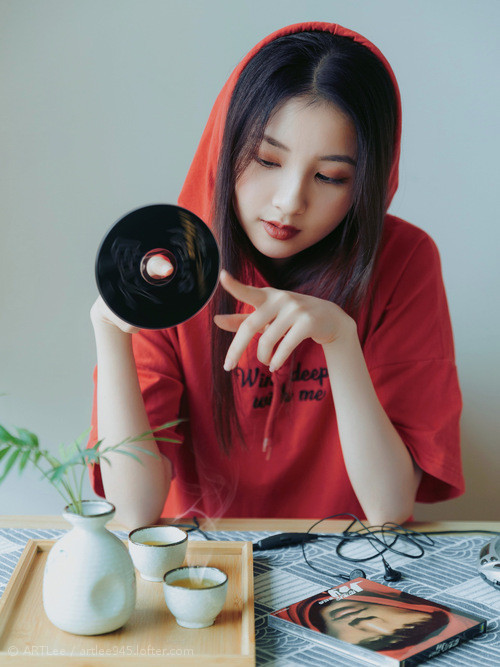 机械之心在混凝土赛道搏动，当骑士以F1的精度踏平老鹰