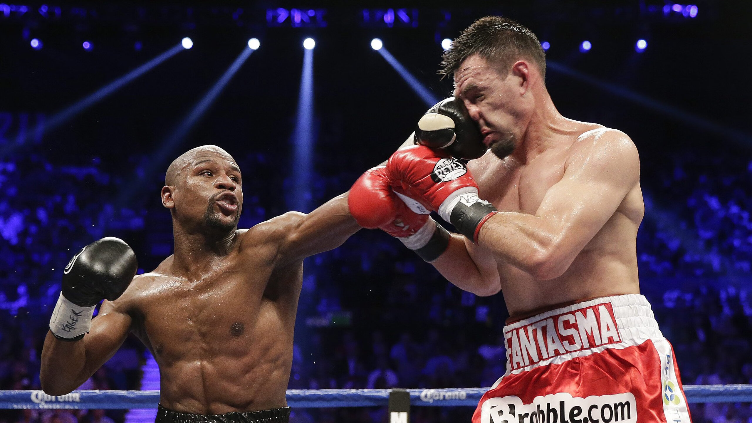 精密仪器与黑色风暴,当三笘薰的稳定艺术遭遇尼日利亚的压制洪流